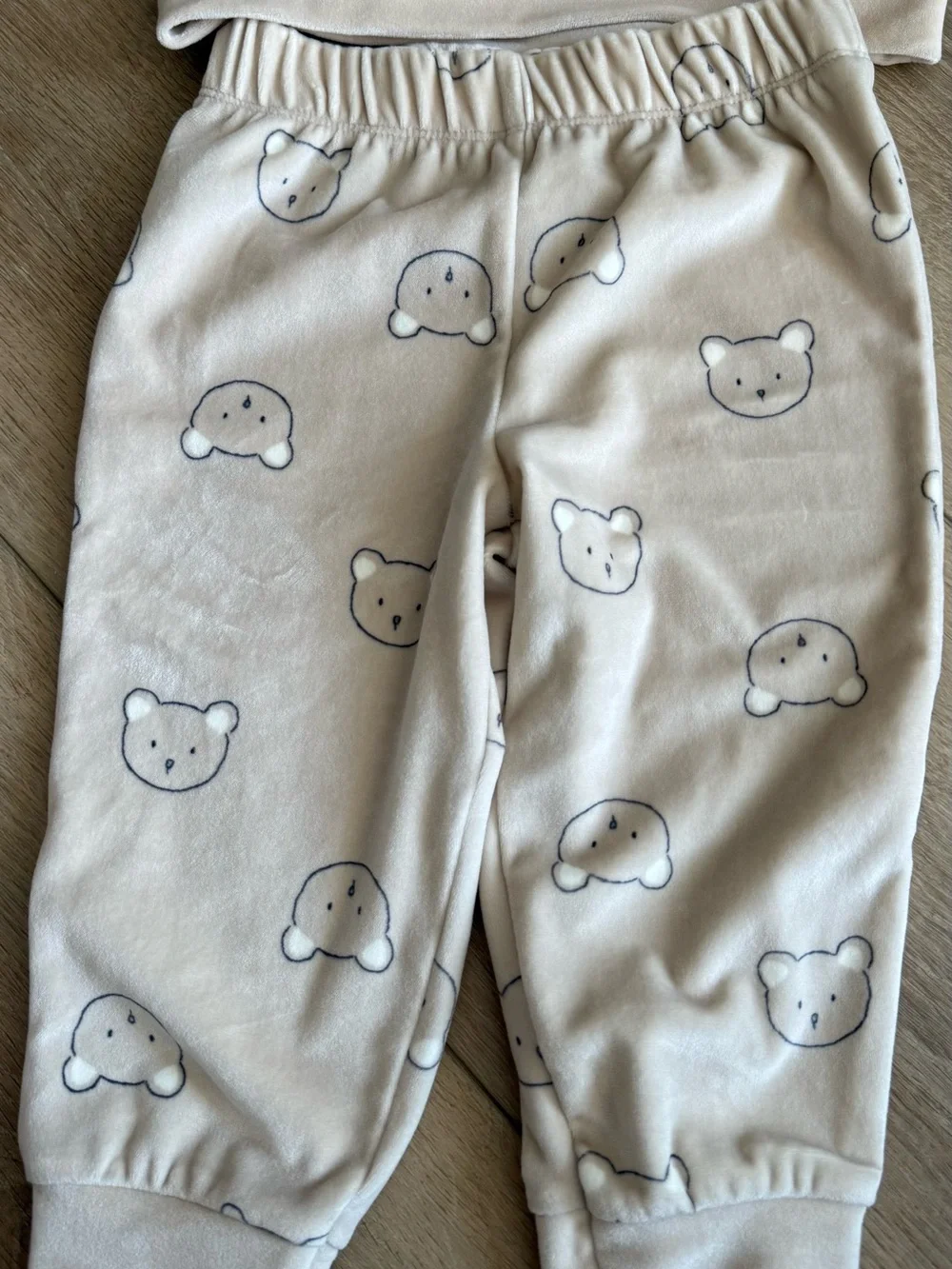 Carter’s Bear sweater set 18m